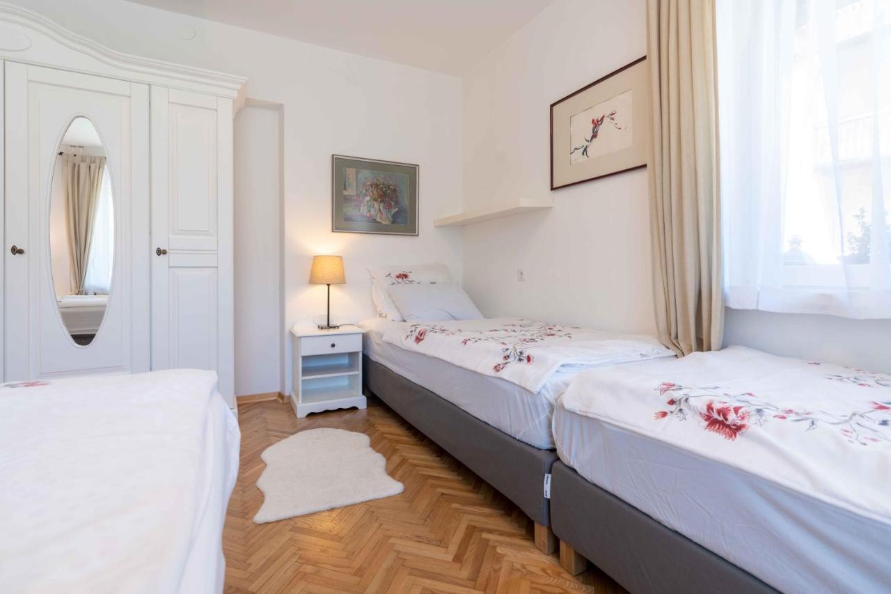 Apartma Pecek Kranjska Gora Exterior photo